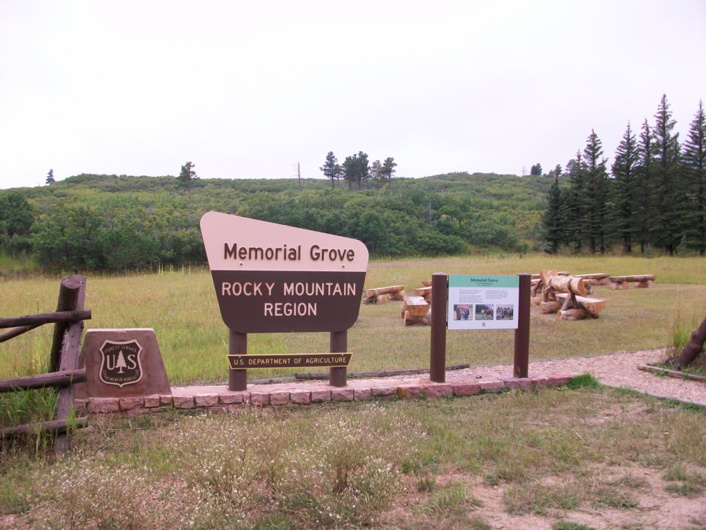 memorialgrove.jpg